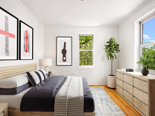 2600 Henry Hudson Parkway East image 1 of 14