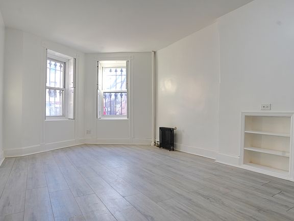 4th image of 459 Halsey St APT 1