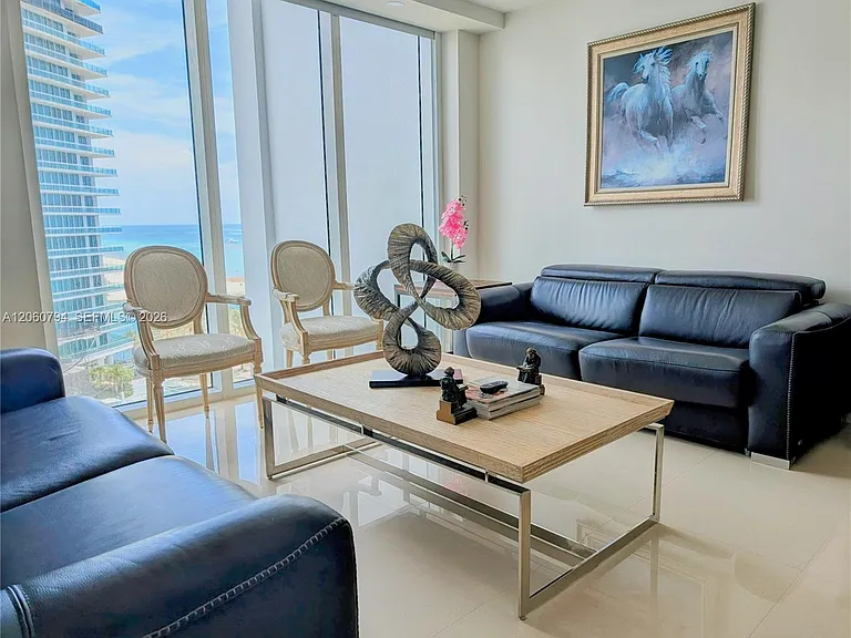 10275 Collins Ave #1106 — Photo 2