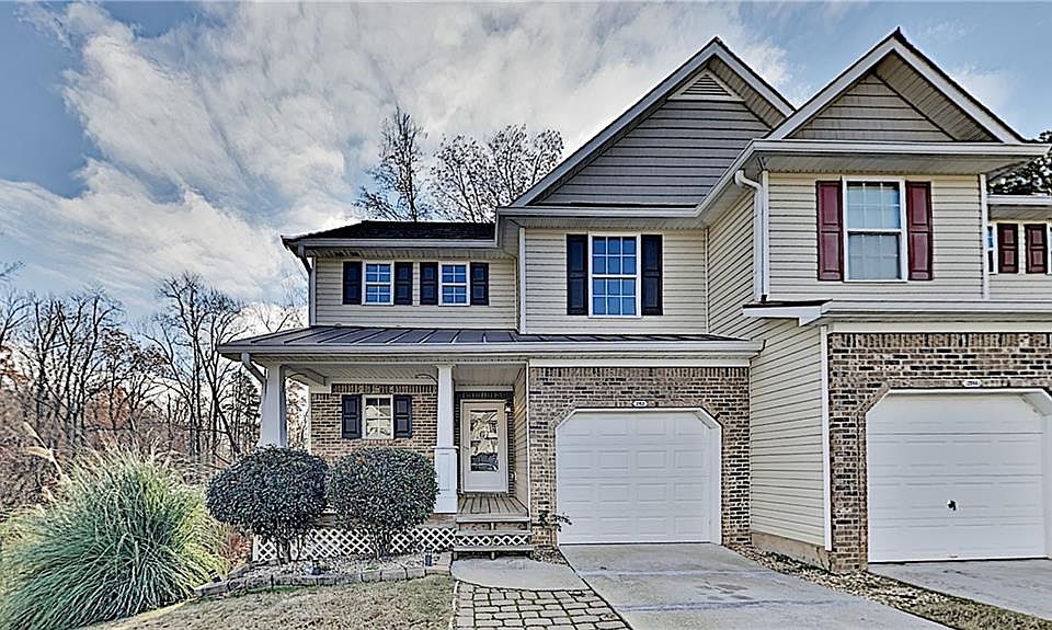 1st image of 282 Fox Creek Blvd