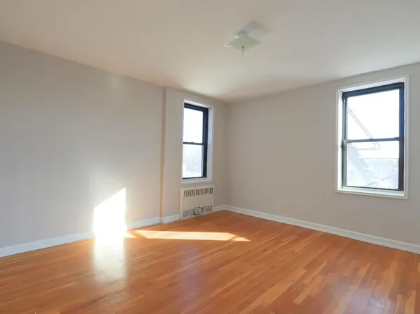 8105 Fourth Avenue image 7 of 10