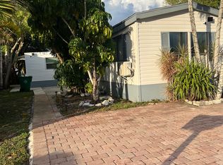 12581 SW 7th St, Fort Lauderdale, FL 33325