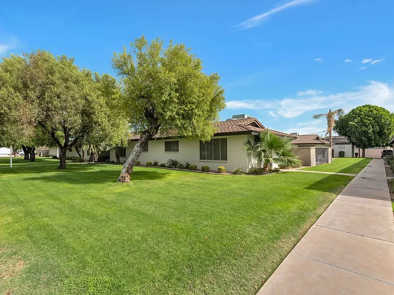 5105 S La Rosa Dr — Photo 29