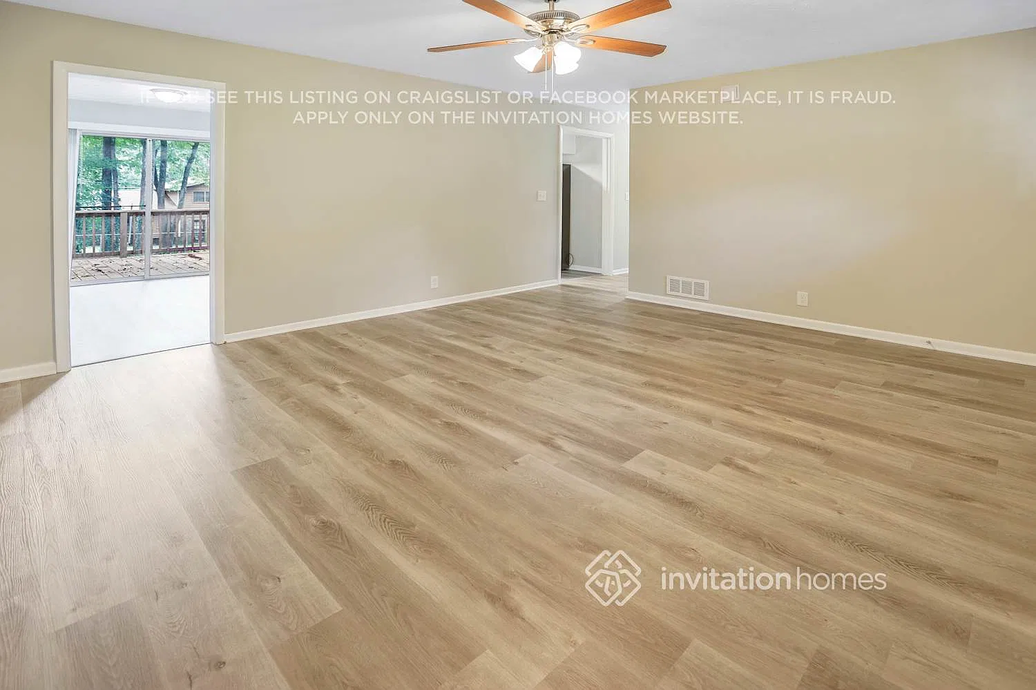 649 El Prado Ct Stone Mountain, GA 30083 — Photo 4