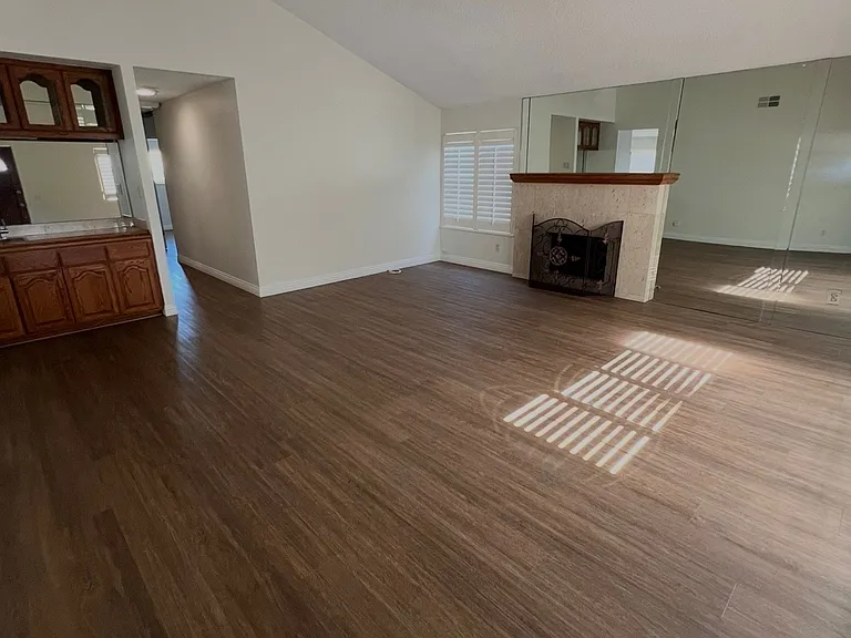 11605 Java St — Photo 4