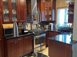 6037 70th St, Maspeth, NY 11378