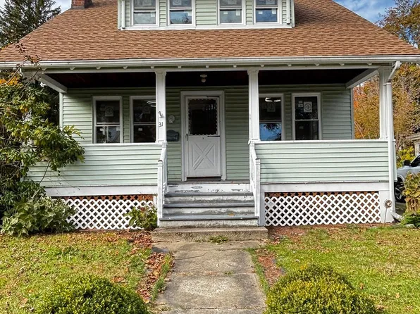 31 Willow St, Brockton, MA 02301