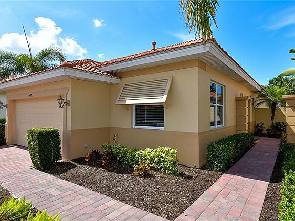 3rd image of 498 Montelluna Dr