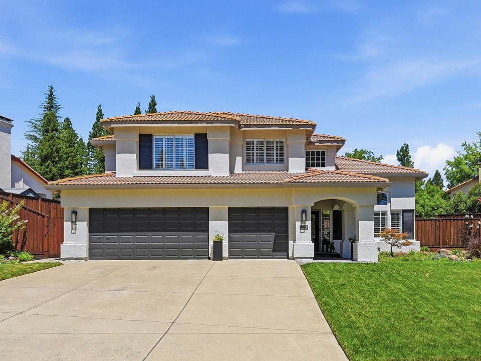 1st image of 2133 Bates Cir