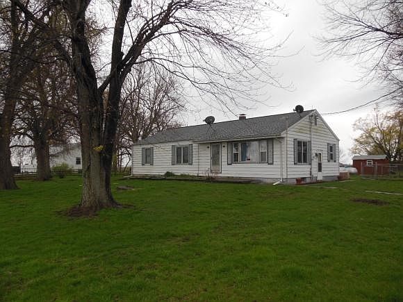 2nd image of 2185 Lost Rd