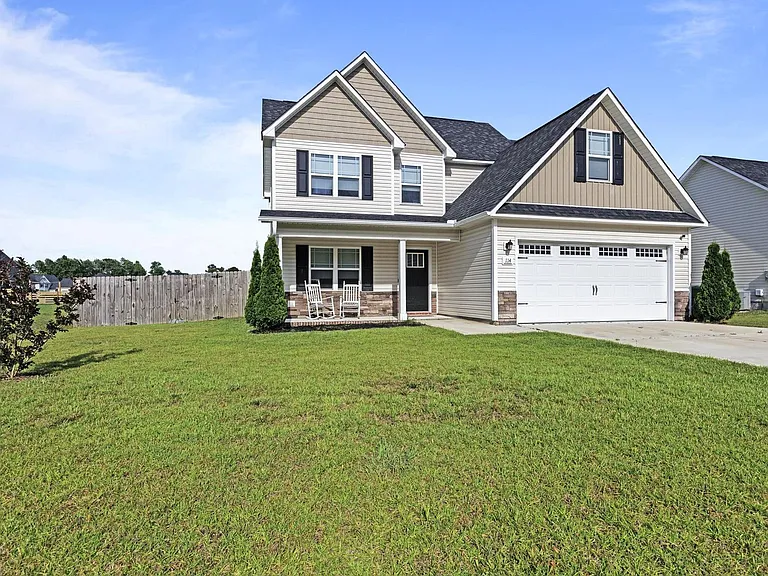 114 Bridgeport Dr — Photo 3