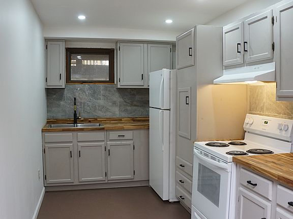4th image of 312 Foxcroft Dr