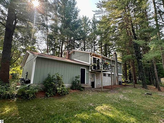 5th image of 4591 Bridlewood Dr