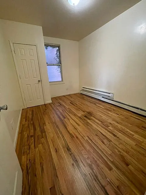 9 bed, 3.0 bath, 824 sqft, $3,500 — Photo 4