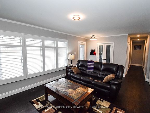 3rd image of 91 Crescent Dr