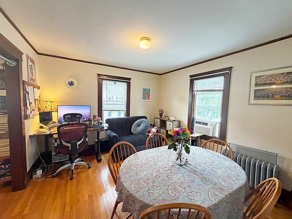 2 bed, 1.0 bath, 961 sqft, $2,495 — Photo 4