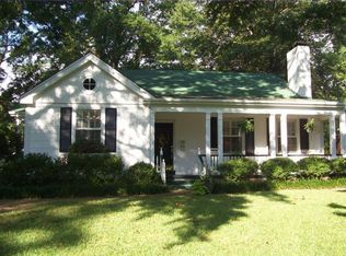 725 Magnolia Dr, Tupelo, MS 38804