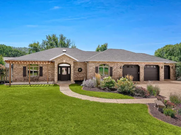 W6027 Ruth LANE, Onalaska, WI 54650