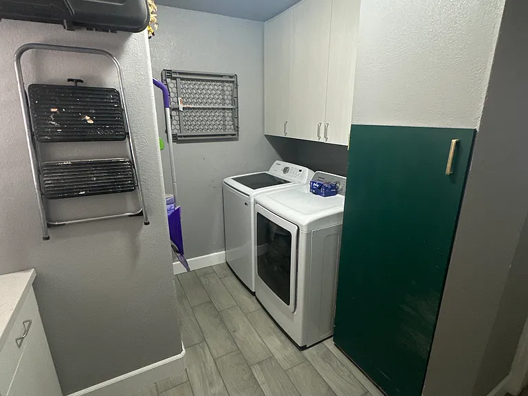 2923 W Townley Ave — Photo 9