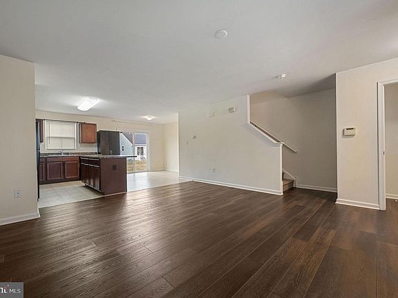 3rd image of 714 Marta Dr