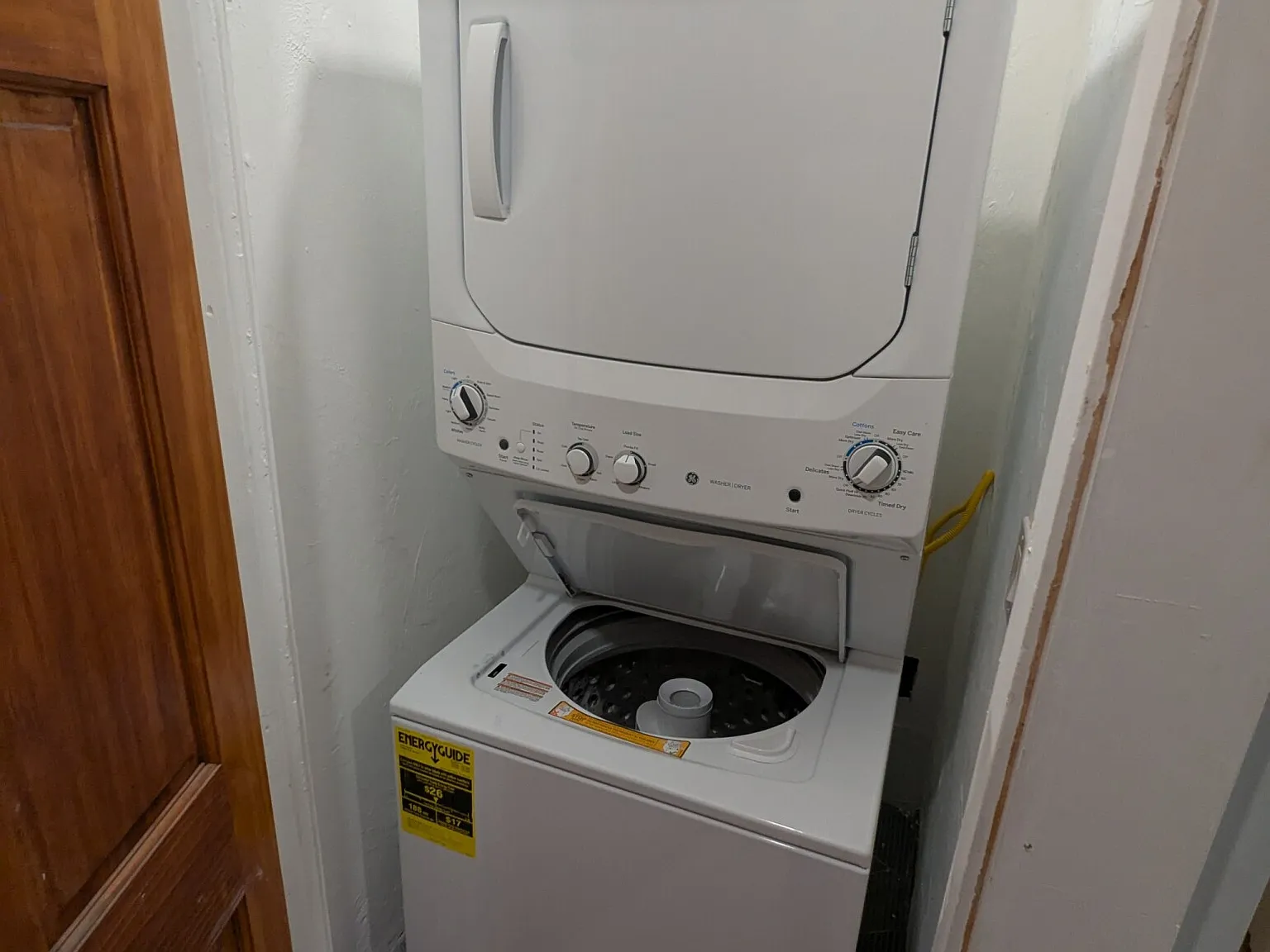 3 bed, 1000 sqft, $3,200 — Photo 3