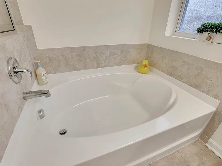 694 Dewmar Dr — Photo 25