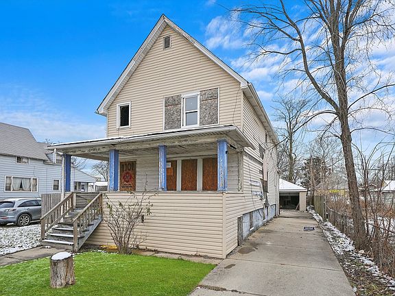 3rd image of 1101 S 1st Ave