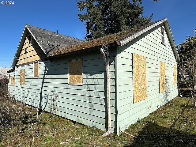 2nd image of 6349 NE 66th Ave