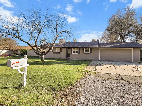3rd image of 21903 Belmont Dr