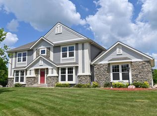 N56W19246 Spencers Ct, Village Of Menomonee Falls, WI 53051