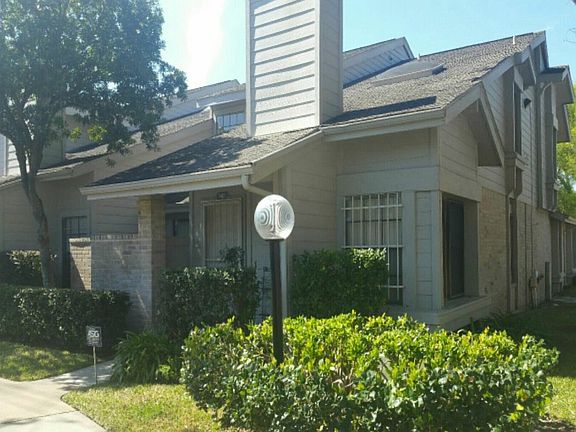 2nd image of 13403 Garden Grove St #738