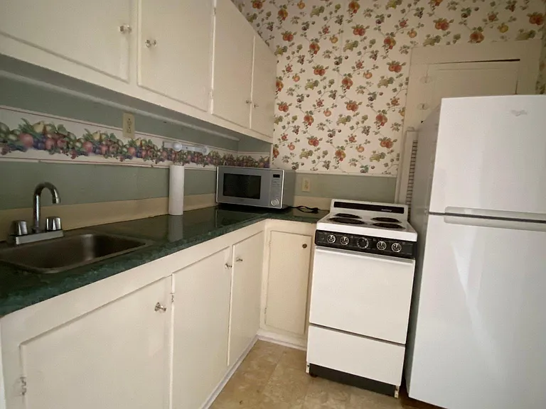 138 E Boyd Dr #138 — Photo 5