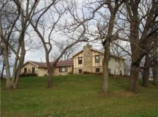 29271 Lookout Rd, Paola, KS 66071