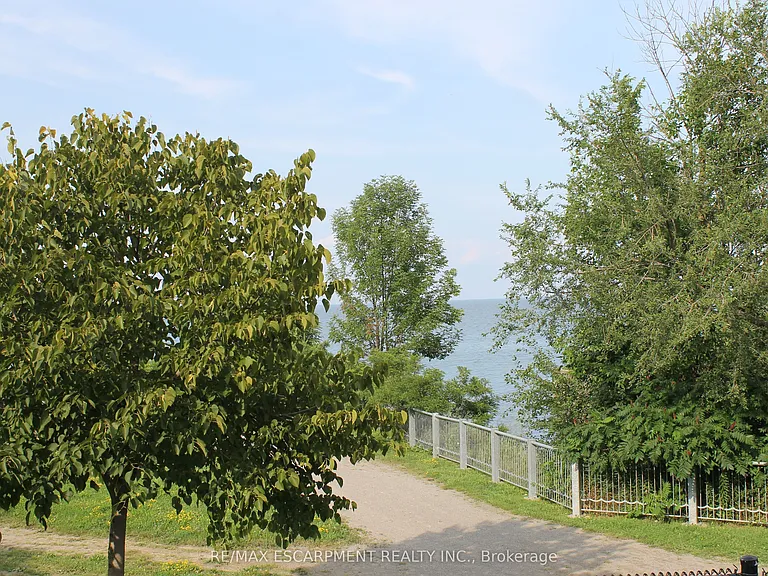 35 Southshore Cres #316 — Photo 48