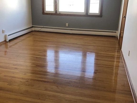 3rd image of 58 Brighton Ave Floor 2