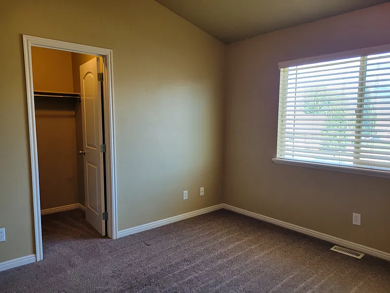 12487 S Smithtown Rd — Photo 26