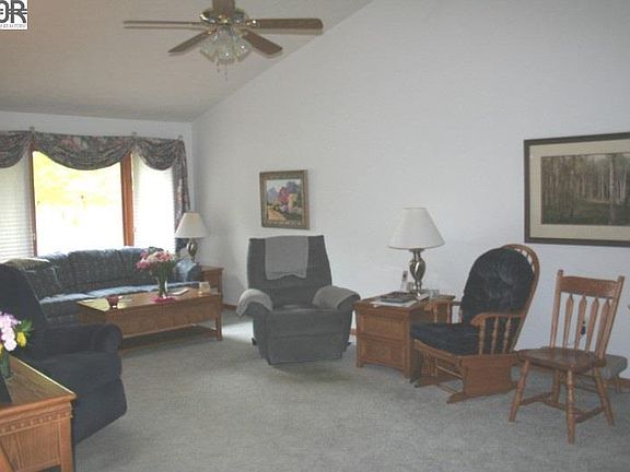 2nd image of 2804 Dickens Dr