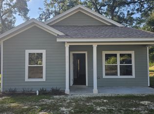 511 NW 2nd St, Trenton, FL 32693