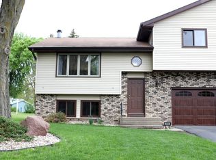 1111 N Division St, Waunakee, WI 53597