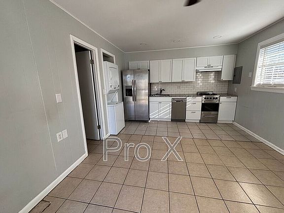4th image of 6480 W Nicole Ln
