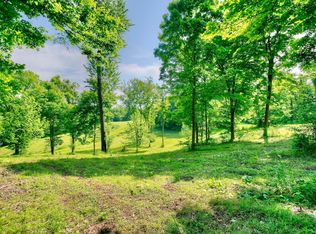 8069 Howe Rd, Burlington, KY 41005