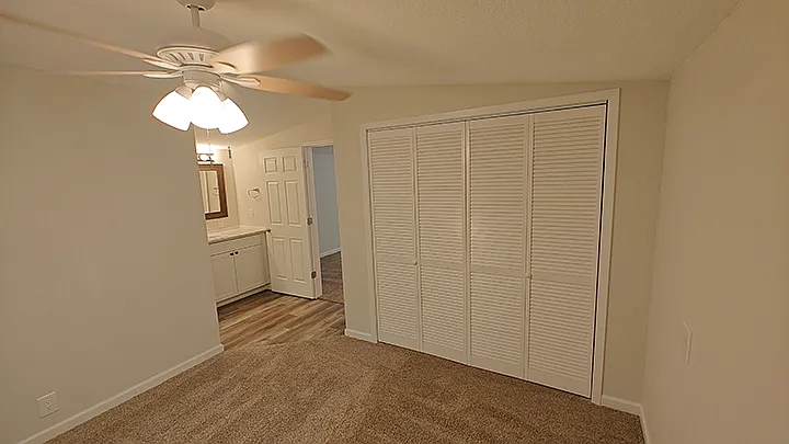100 Stonewood Dr #310-B — Photo 6