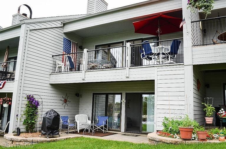 1st image of 300 Black River St