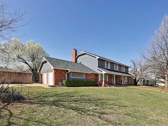 3rd image of 3012 Brookhollow Rd