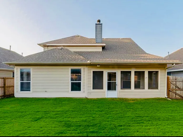9717 Hedge Bell Dr — Photo 23
