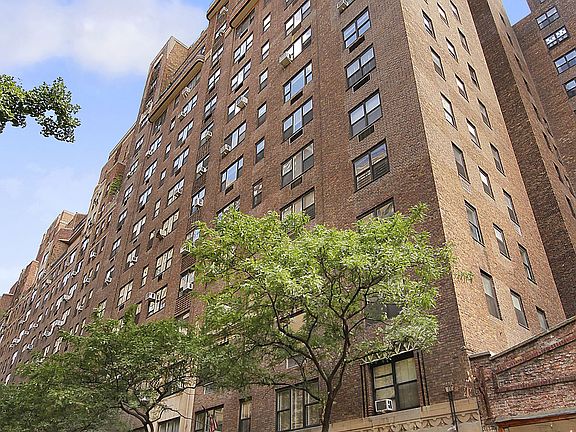 3rd image of 410 E 52nd St #15J