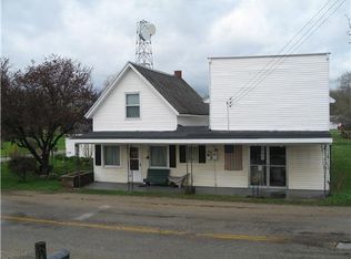 885 N Queen Rd, Walkerton, IN 46574