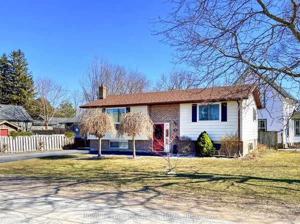 56 Lorne Ave, Collingwood, ON L9Y 2B7