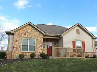 130 Colonial Woods Dr, Mount Vernon, OH 43050