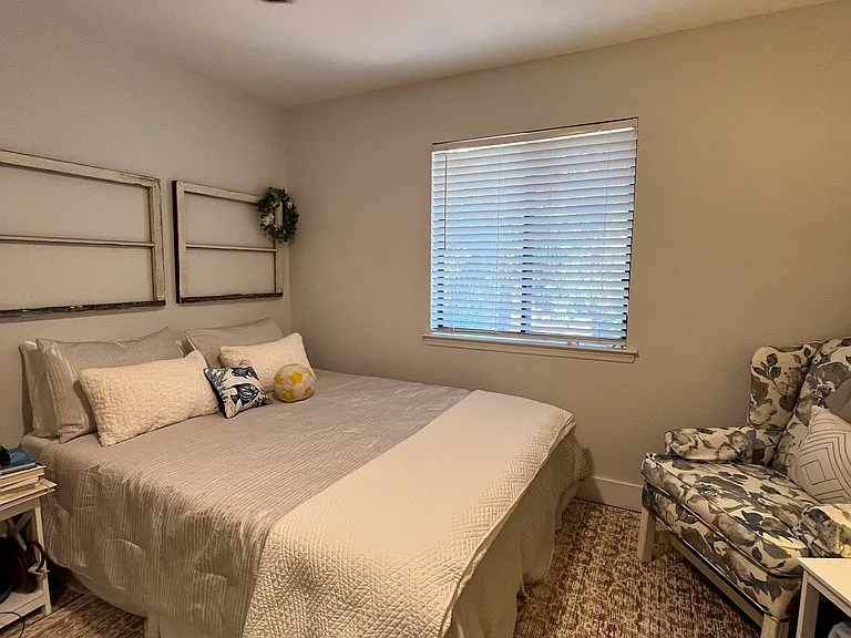 112 Forest Cv — Photo 20